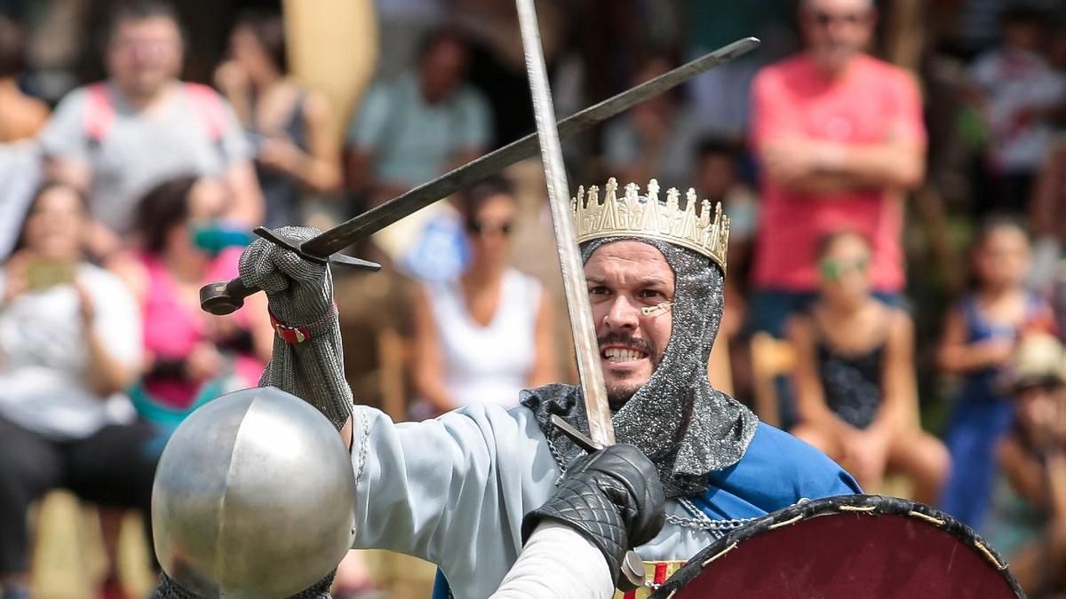 La Batalla de Villadangos 'revive' con un torneo medieval internacional, justas y grandes recreaciones