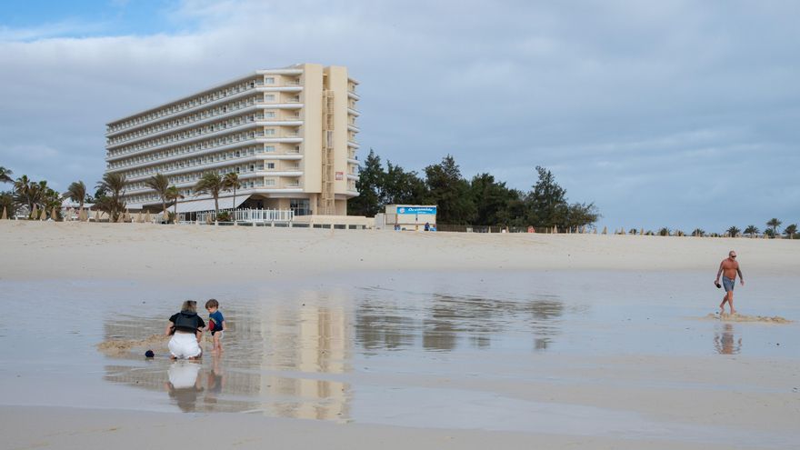 RIU anuncia que seguirá batallando en los tribunales para que no se derribe el hotel Oliva Beach de Fuerteventura