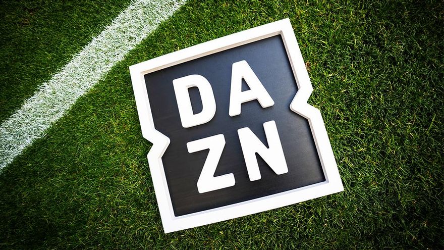 Competencia multa a Dazn con 182.000 euros por emitir publicidad sin identificar durante un Barcelona-Real Madrid