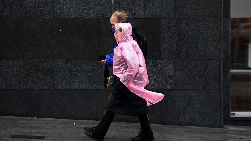 El viento protagoniza el viernes previo al arranque de Semana Santa