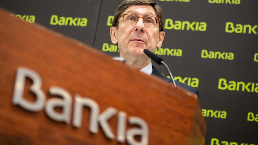 La marca de Bankia desaparecerá en verano con la conversión paulatina en oficinas de CaixaBank