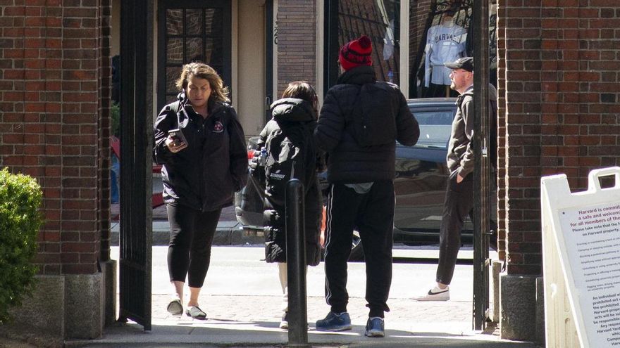 Harvard demanda al Gobierno de Trump por sus coacciones económicas tras no ceder a sus exigencias