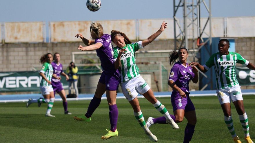 La UDG Tenerife Egatesa vuelve a ganar con una jugadora menos