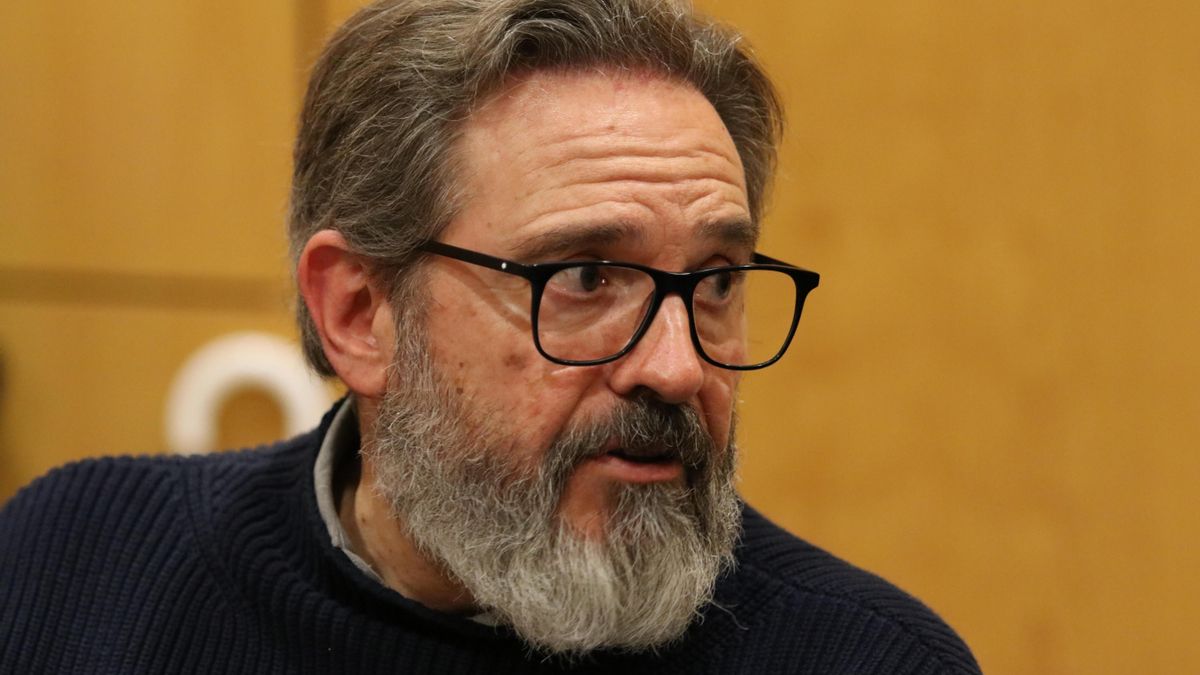 Díaz presenta su candidatura a rector de la UMU desde el convencimiento de que "hay una forma más clara, más justa y más útil" de gobernarla. CEDIDA