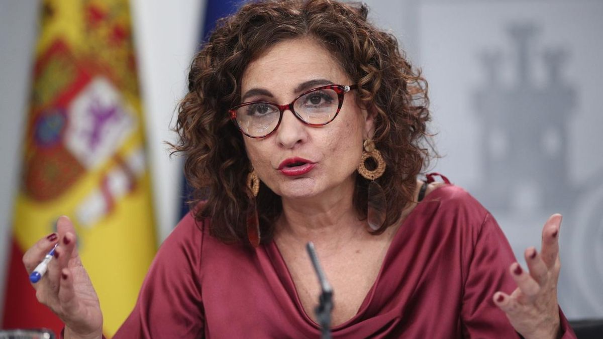 Hacienda presentará en noviembre una propuesta de financiación autonómica y abordará la armonización fiscal