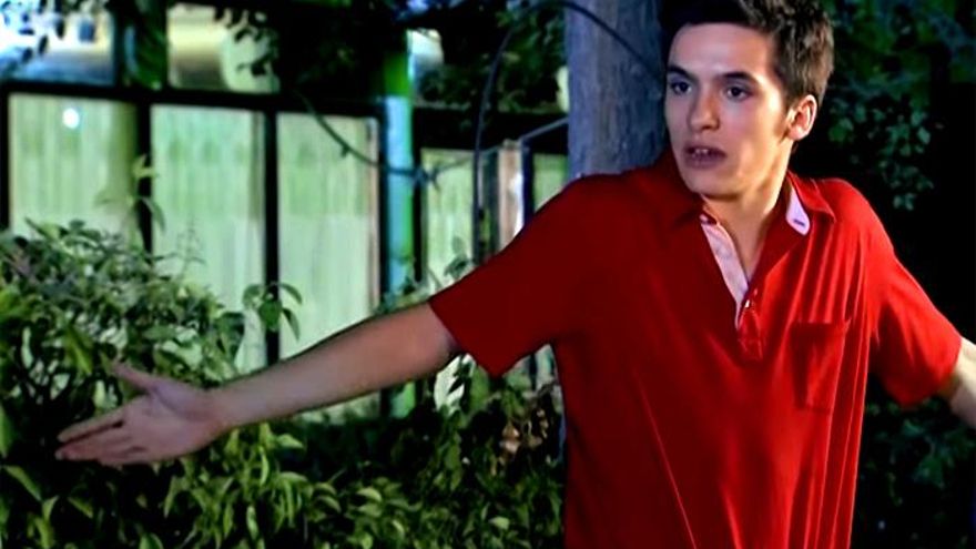 Ricardo Gómez en el 13x01 de "Cuéntame cómo pasó"