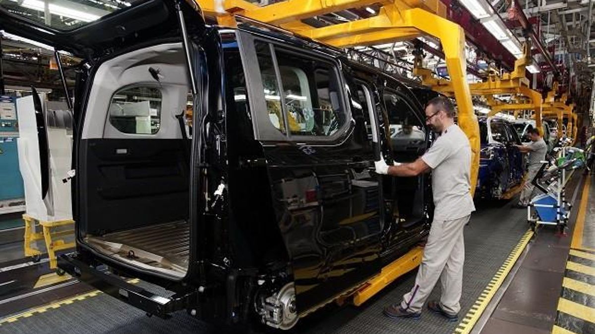 Archivo - Producción de vehículos/fábrica de automóviles/Berlingo/planta de coches