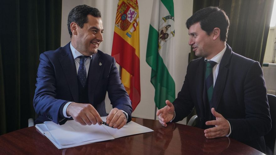 "No somos chaqueteros": concejales de Ciudadanos e independientes se pasan al PP en Sevilla para 'atraer' más inversiones