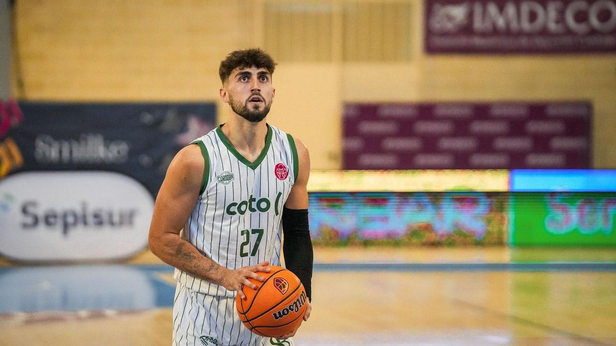 El Coto Córdoba CB conquista Morón y espanta a su 'bestia negra' para seguir líder