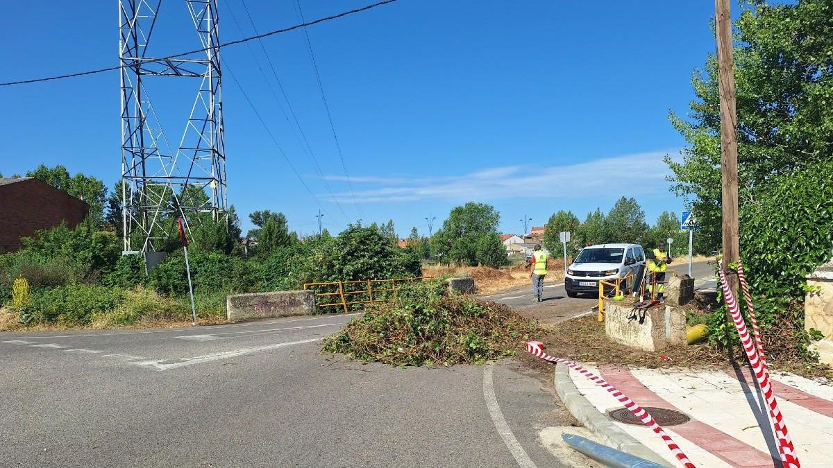 El PP de San Andrés del Rabanedo denuncia que Adif realiza obras en el Vial de San Juan de Dios tras 5 años sin abrir