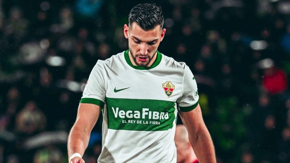 La Fiscalía pide diez años y medio de cárcel para el futbolista Rafa Mir por agresión sexual