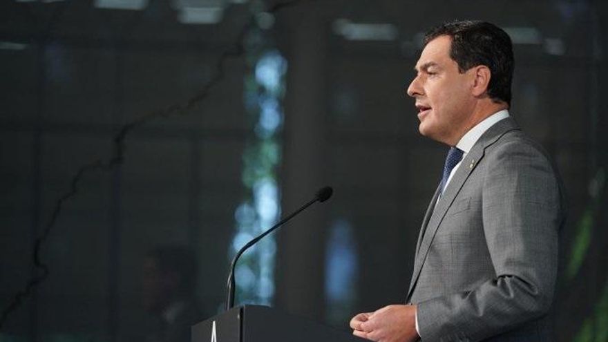 El presidente de la Junta de Andalucía, Juanma Moreno, durante la comparecencia