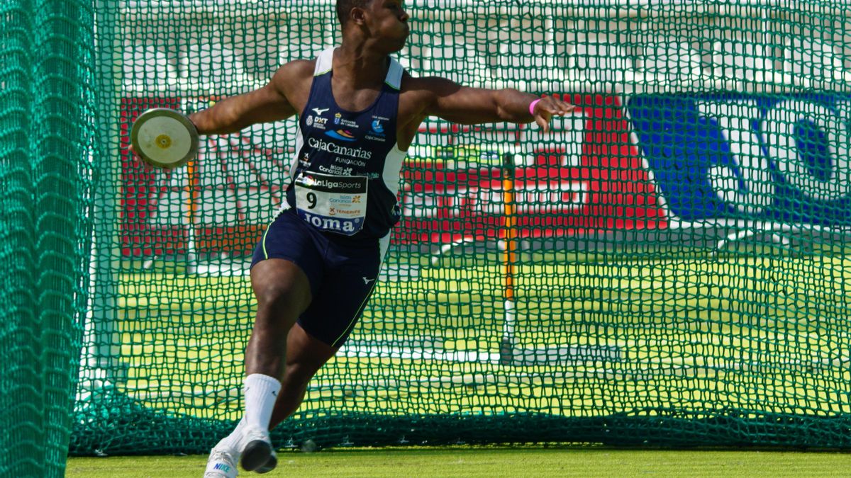 Sotero en un lanzamiento durante el Campeonato de España.