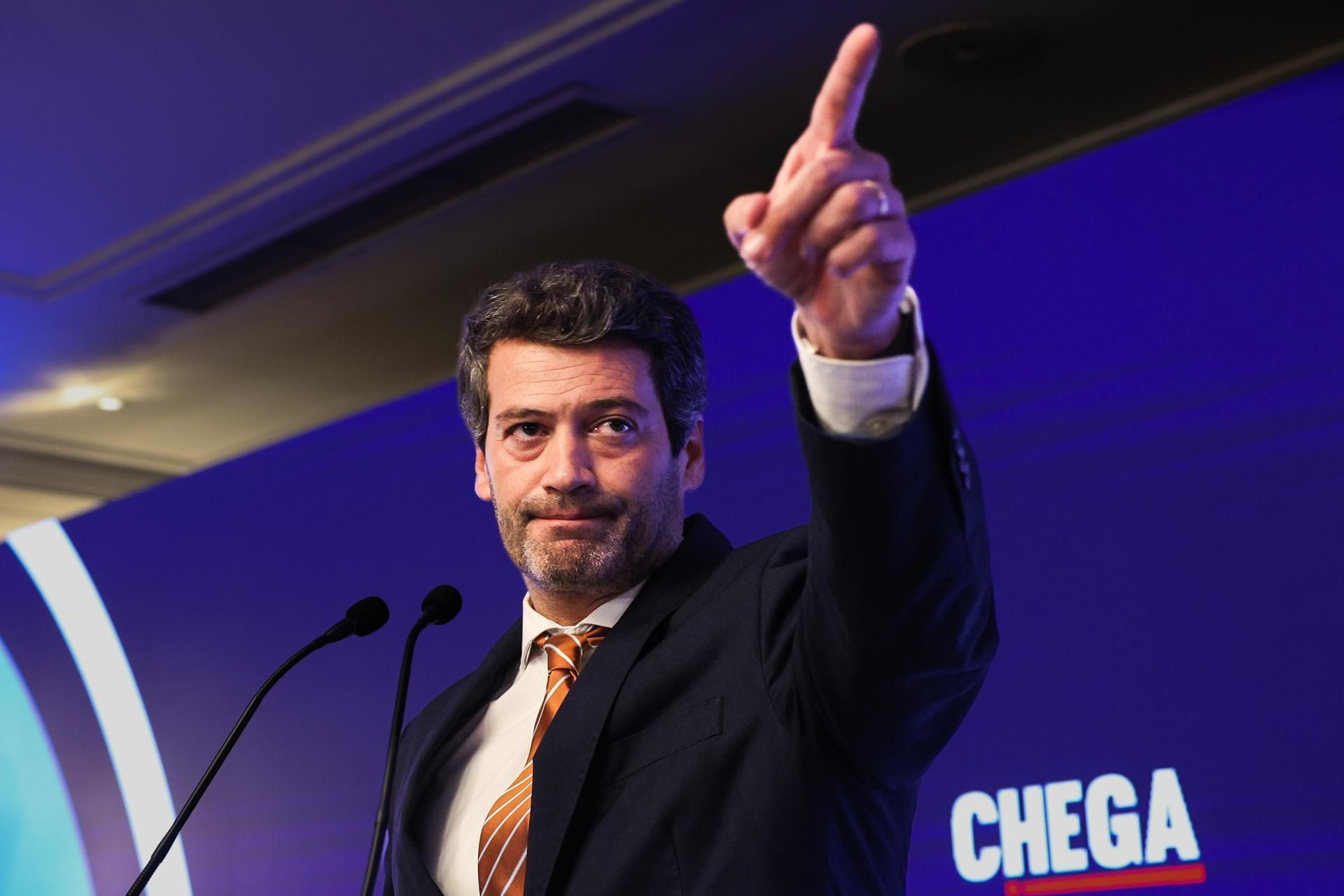 El líder del partido ultra Chega, Andre Ventura, habla después de conocerse sus buenos resultados en las elecciones legislativas de Portugal del 18 de mayo de 2025.