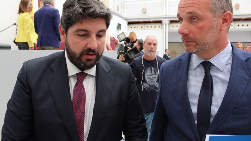 La investidura de López Miras fracasa y PP y Vox buscan en la Región de Murcia un pacto para después del 23J