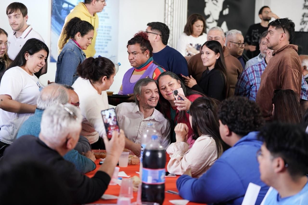 Máximo Kirchner, en un acto junto a organizaciones de base en La Rioja capital, el 31 de julio de 2026