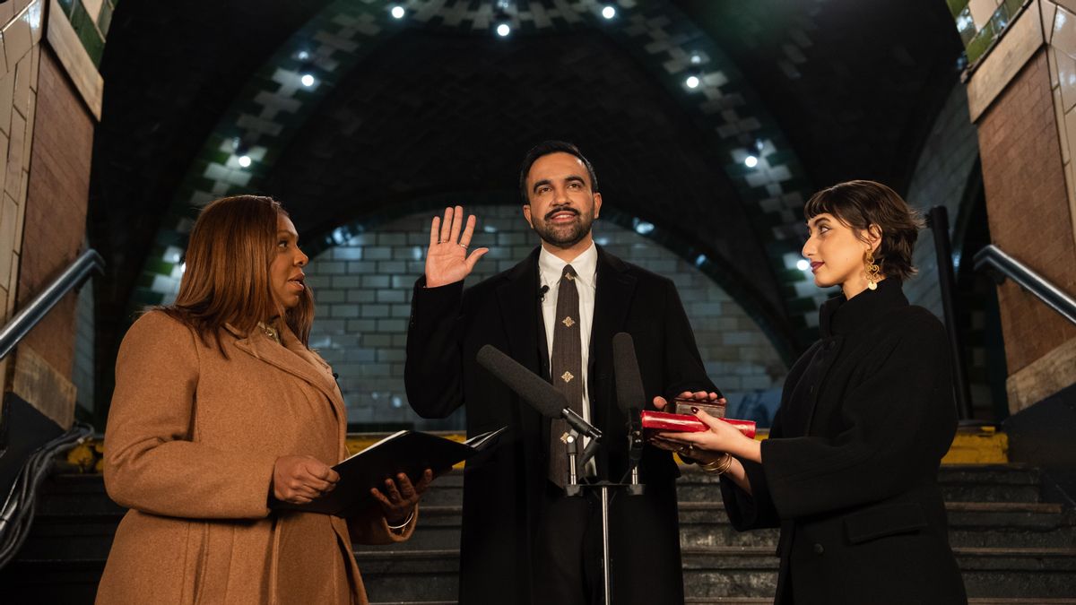 La toma de posesión de Mamdani en Nueva York: justo después de medianoche y en una histórica estación de Metro
