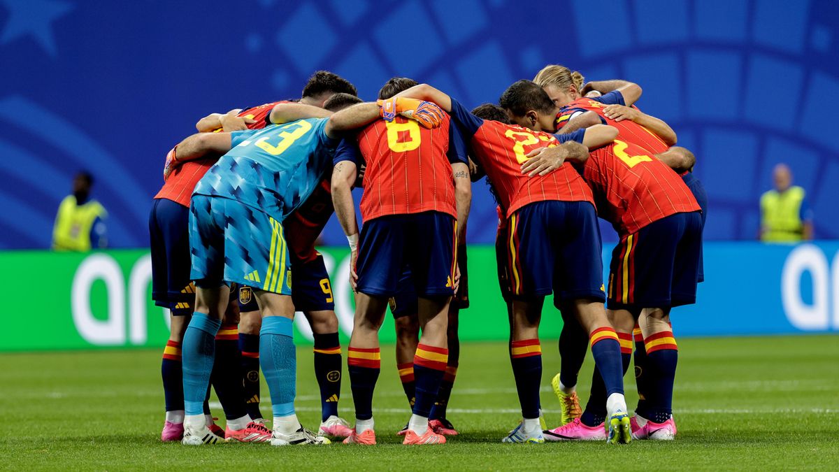 ¿Cuáles son las primas por ganar el Mundial? Esto se llevará cada jugador español si levantan el trofeo