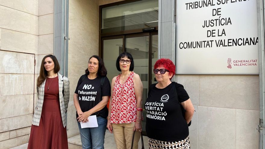 Víctimas de la dana recurren ante el Constitucional el aforamiento de Mazón: "Está más en la playa que en el escaño"