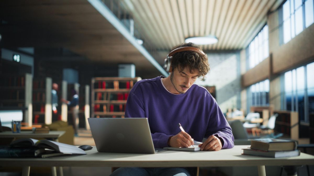 Expertos de Europa y América Latina buscan un modelo común para evaluar los títulos universitarios virtuales