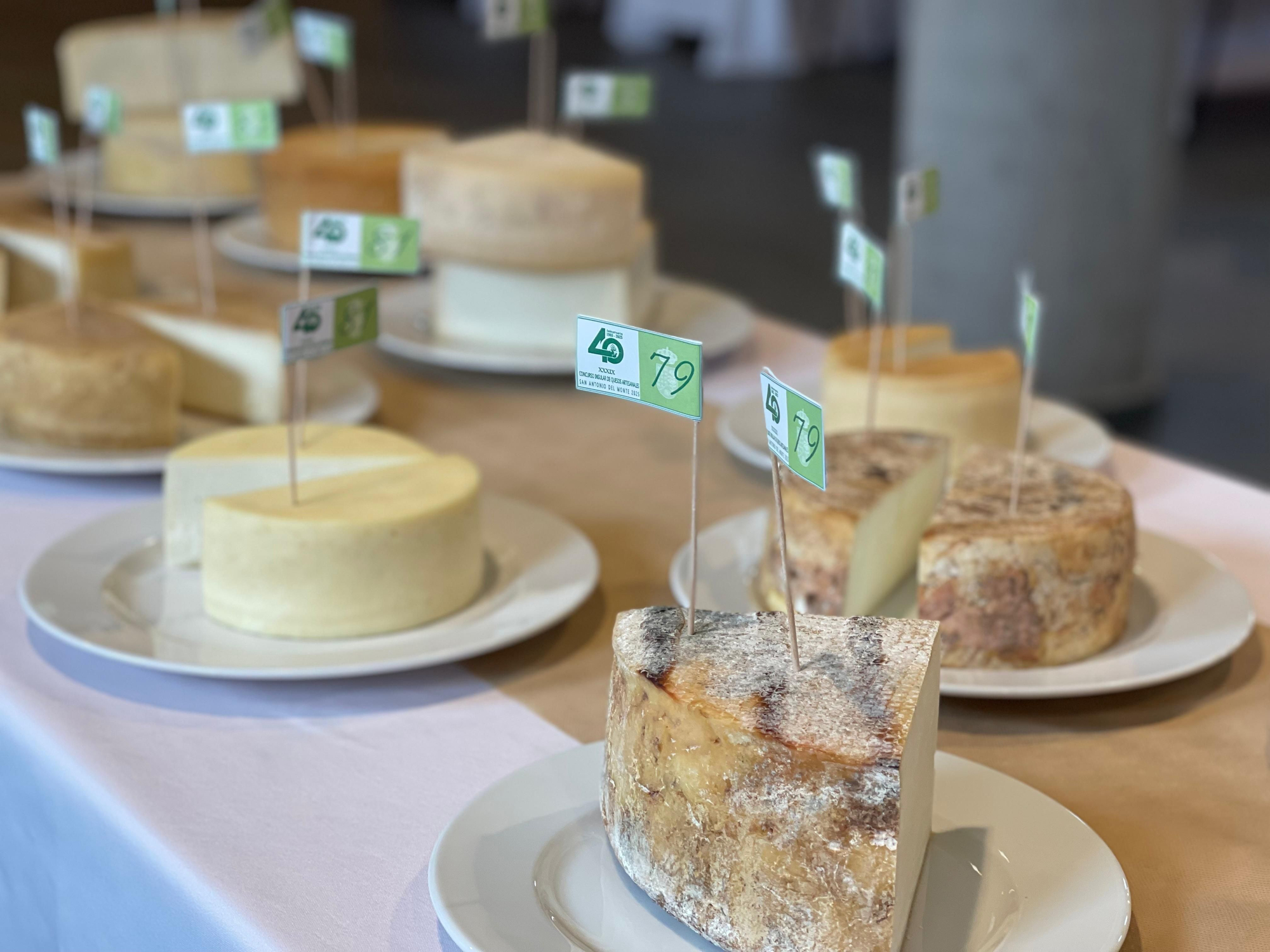 Garafía premia a los mejores Quesos Artesanales de La Palma en las fiestas de San Antonio del Monte.