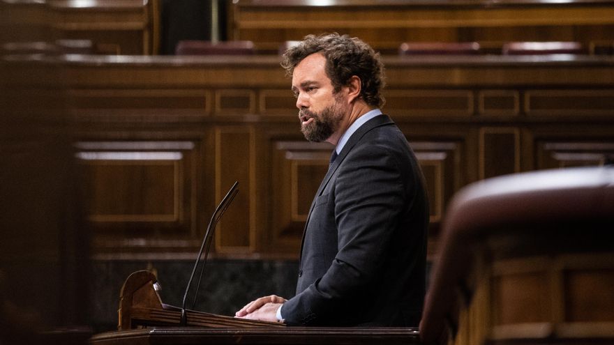 El portavoz de Vox Congreso de los Diputados, Iván Espinosa de los Monteros, interviene en una sesión plenaria en el Congreso de los Diputados, a 21 de septiembre de 2021.