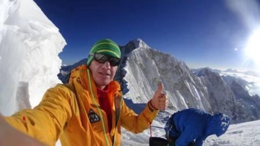Denis Urubko en la cima del Kangchenjunga.