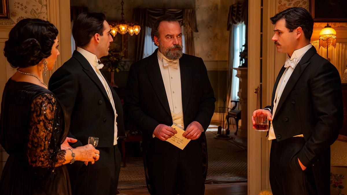 Leocadia, Lorenzo, Alonso y Manuel, en una escena de 'La Promesa'