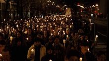 Fotograma 'Mi nombre es Harvey Milk' (HBO)- marcha 30.000 personas tras su asesinato