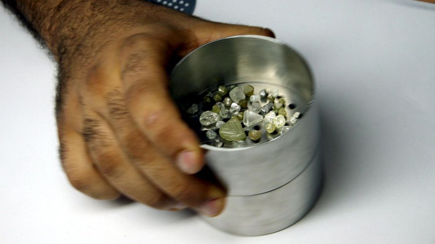 La Audiencia Nacional mantiene viva la causa contra un empresario español por el tráfico de diamantes de Sierra Leona