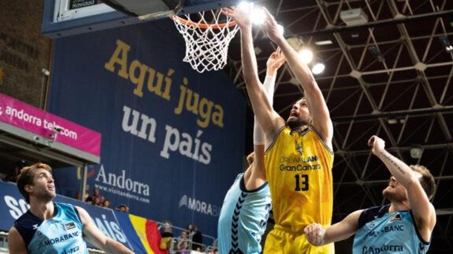 El Granca busca dar un golpe sobre la mesa en su lucha por el Playoff