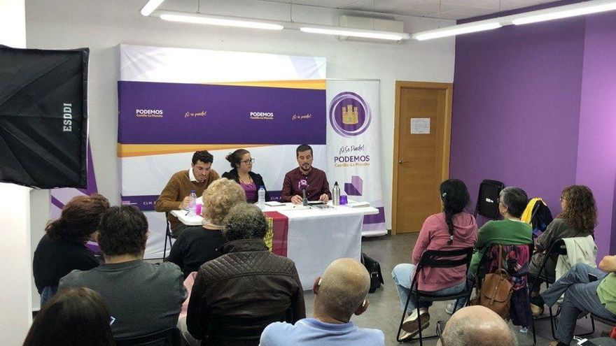 Podemos quiere renacer en Castilla-La Mancha y se debate entre el sí o el no a Page