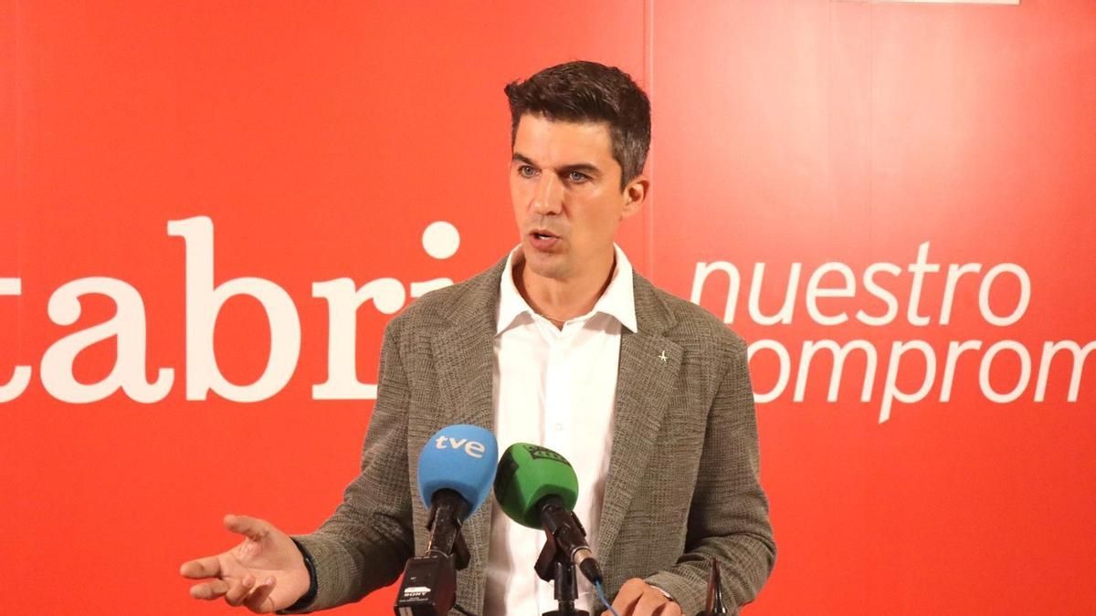 El portavoz del PSOE en el Ayuntamiento de Santander Daniel Fernández