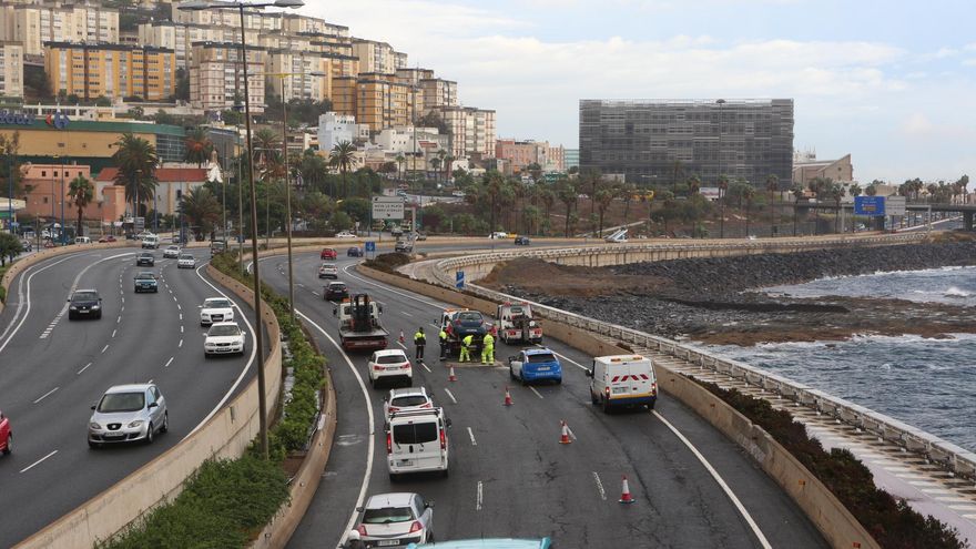 Accidente en la Avenida Marítima y retenciones.(ALEJANDRO RAMOS)