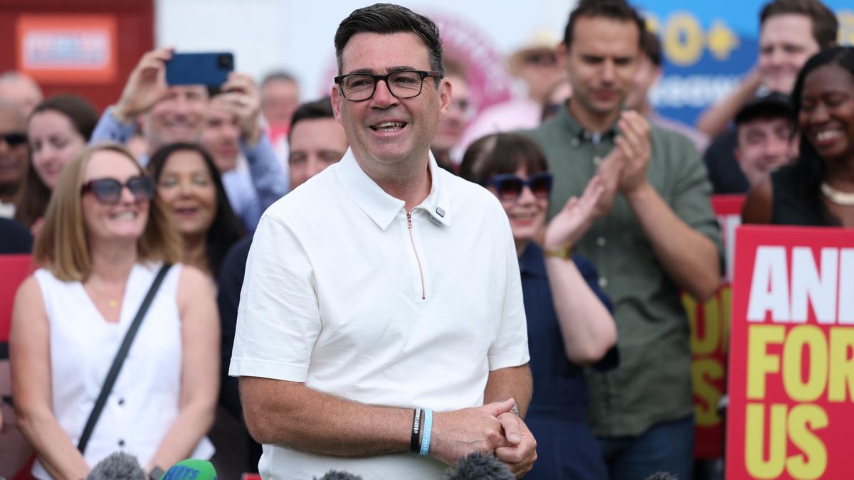 El laborista Andy Burnham en Wigan, Inglaterra, este viernes.