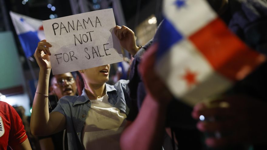 Panameños marchan contra el Gobierno por acuerdo con EE.UU. y reforma a seguridad social