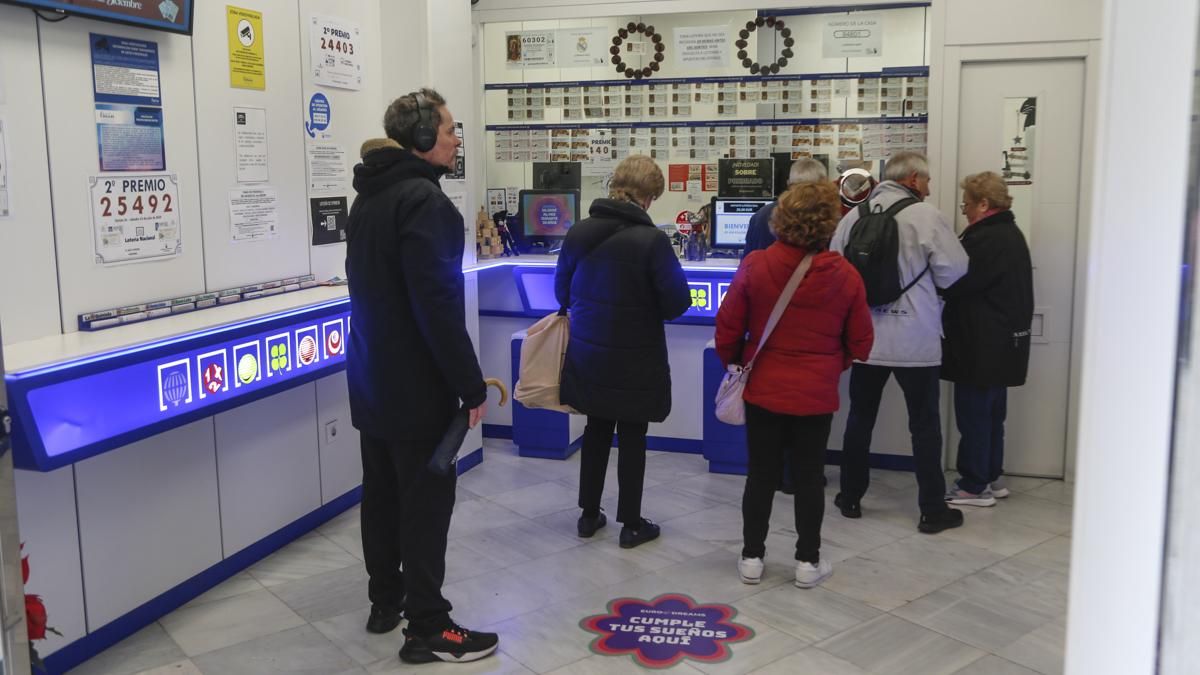 El sorteo Día del Padre de la Lotería Nacional deja parte de un primer premio en Iznájar