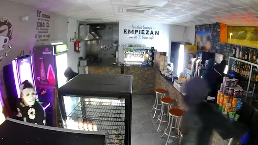 La Guardia Civil desmantela una peligrosa banda dedicada a perpetrar alunizajes y robos violentos en Tenerife