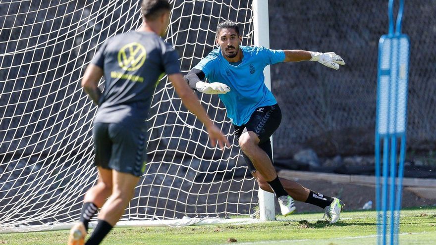 Valles recuerda que el Sevilla tampoco ha ganado y que la UD Las Palmas irá "sin miedo" al Pizjuán