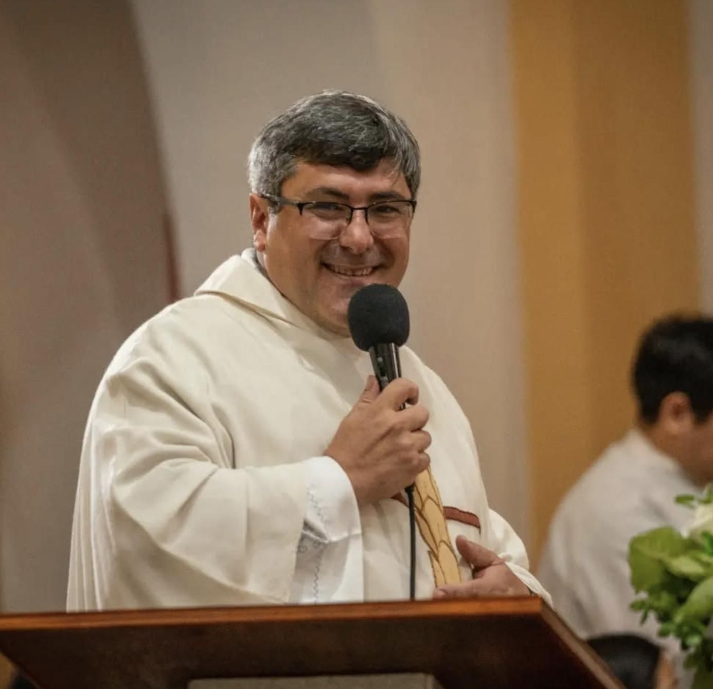 El padre Leonardo Silio de la parroquia San Martín de Porres de Moreno Sur y coordinador de la Pastoral Nacional de Adicciones de la Episcopal Argentina.