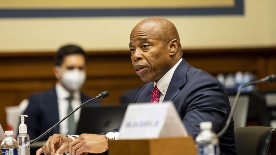 Nueva York pide ayuda por el aumento de demandantes de asilo de Latinoamérica