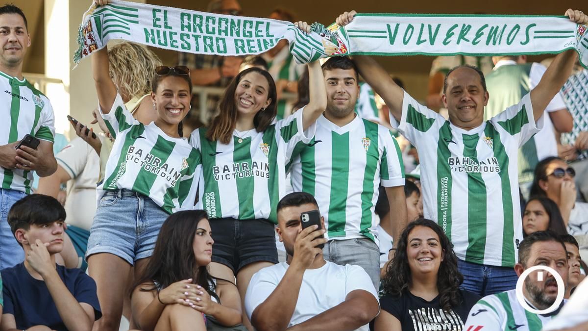 Grada Blanquiverde del Córdoba CF - Real Betis