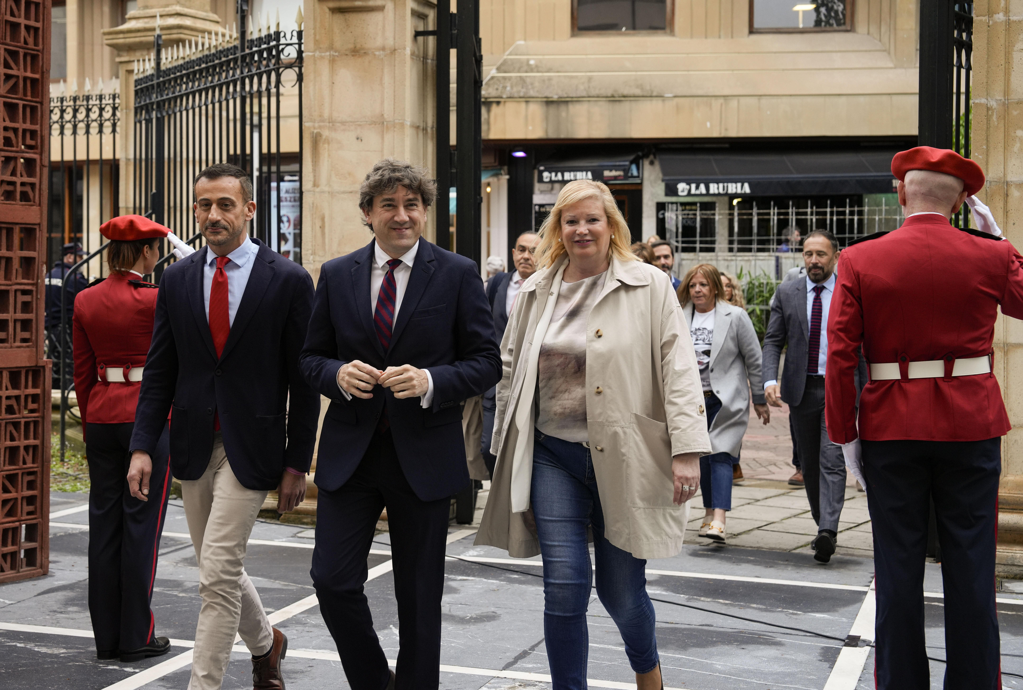 Ekain Rico, Eneko Andueza y Susana Corcuera, del PSE-EE