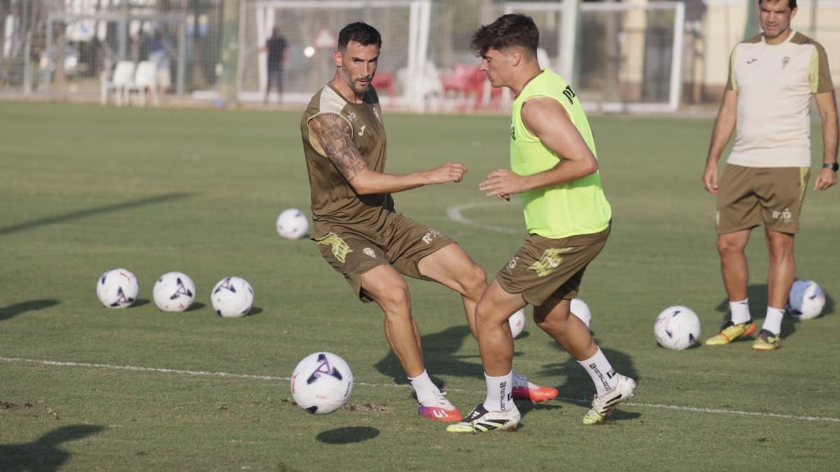 Albarrán y Egoitz, en el 'stage' del Córdoba CF en Oliva