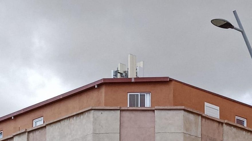 El Ayuntamiento investiga las causas que provocaron el riesgo de derrumbe del edificio de Vecindario del que fueron desalojadas 45 personas