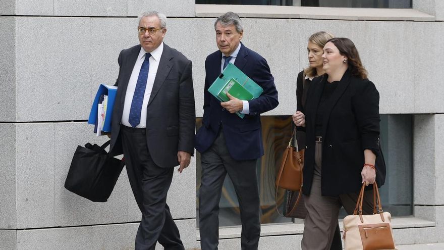 Un exconsejero de Esperanza Aguirre niega “intereses ocultos” en los contratos del Canal adjudicados a familiares de Ignacio González