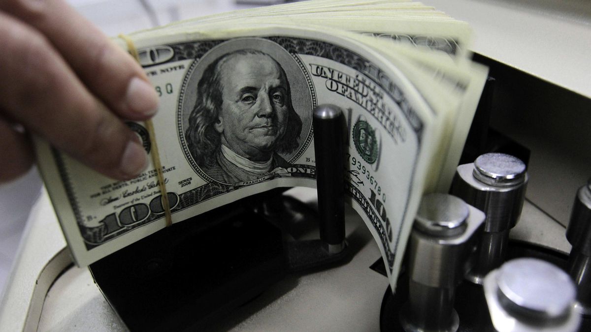 El dilema del Gobierno entre dólar domado y tasas altas promete extenderse hasta las elecciones