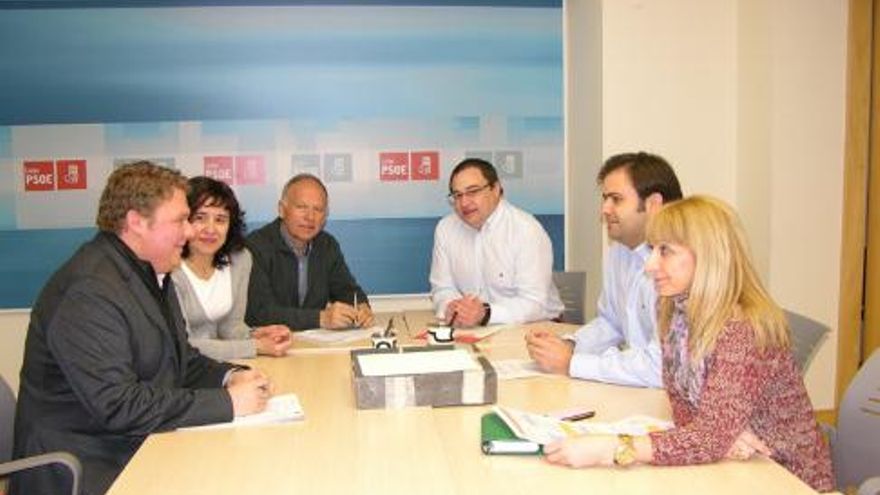 psoe reunión primera 2013