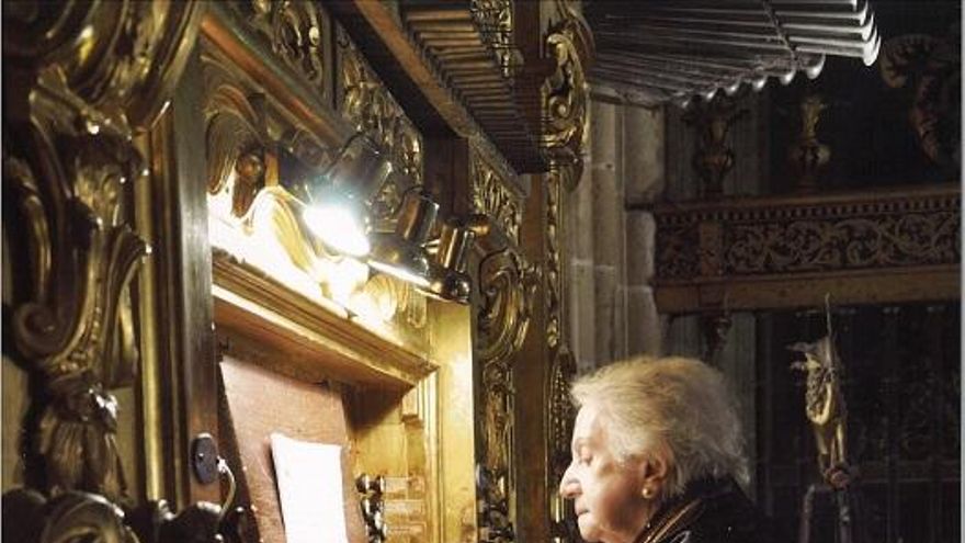 La organista de 95 años Montserrat Torrent se lleva el Premio Nacional de Música