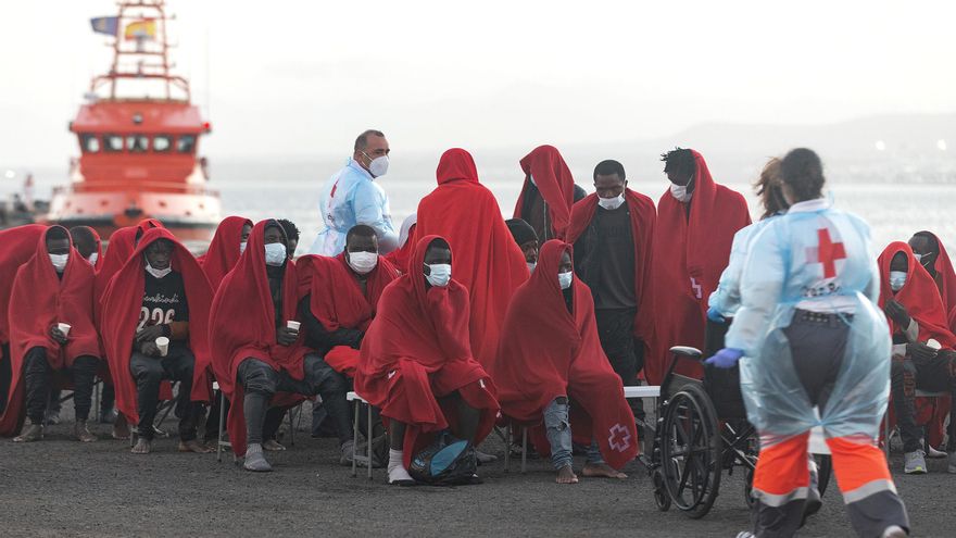 Cinco migrantes mueren cada día en su intento de llegar a España
